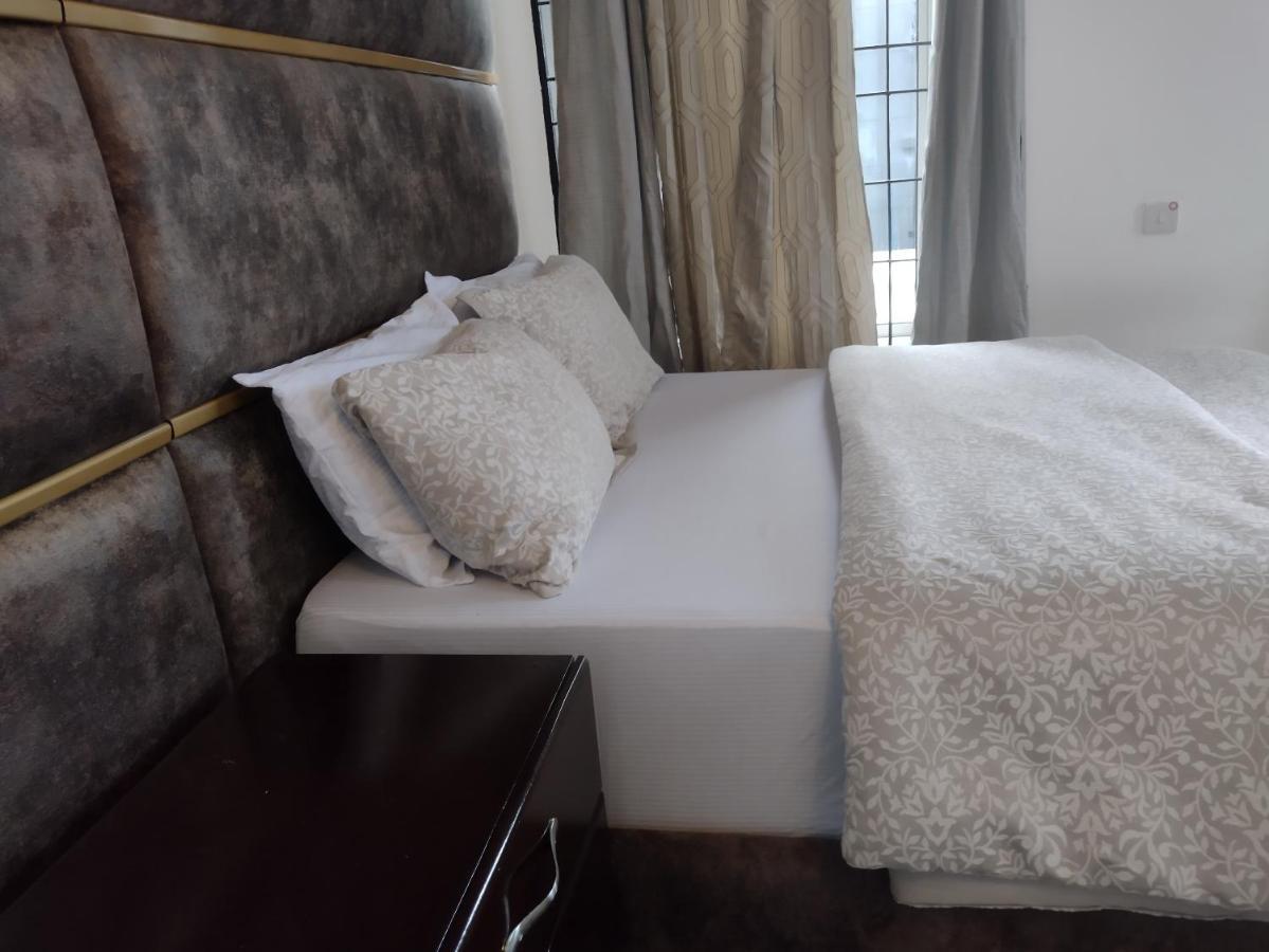 Mkamiti Villa - Airport Hotel With Free Shuttle Dar es Salaam Extérieur photo