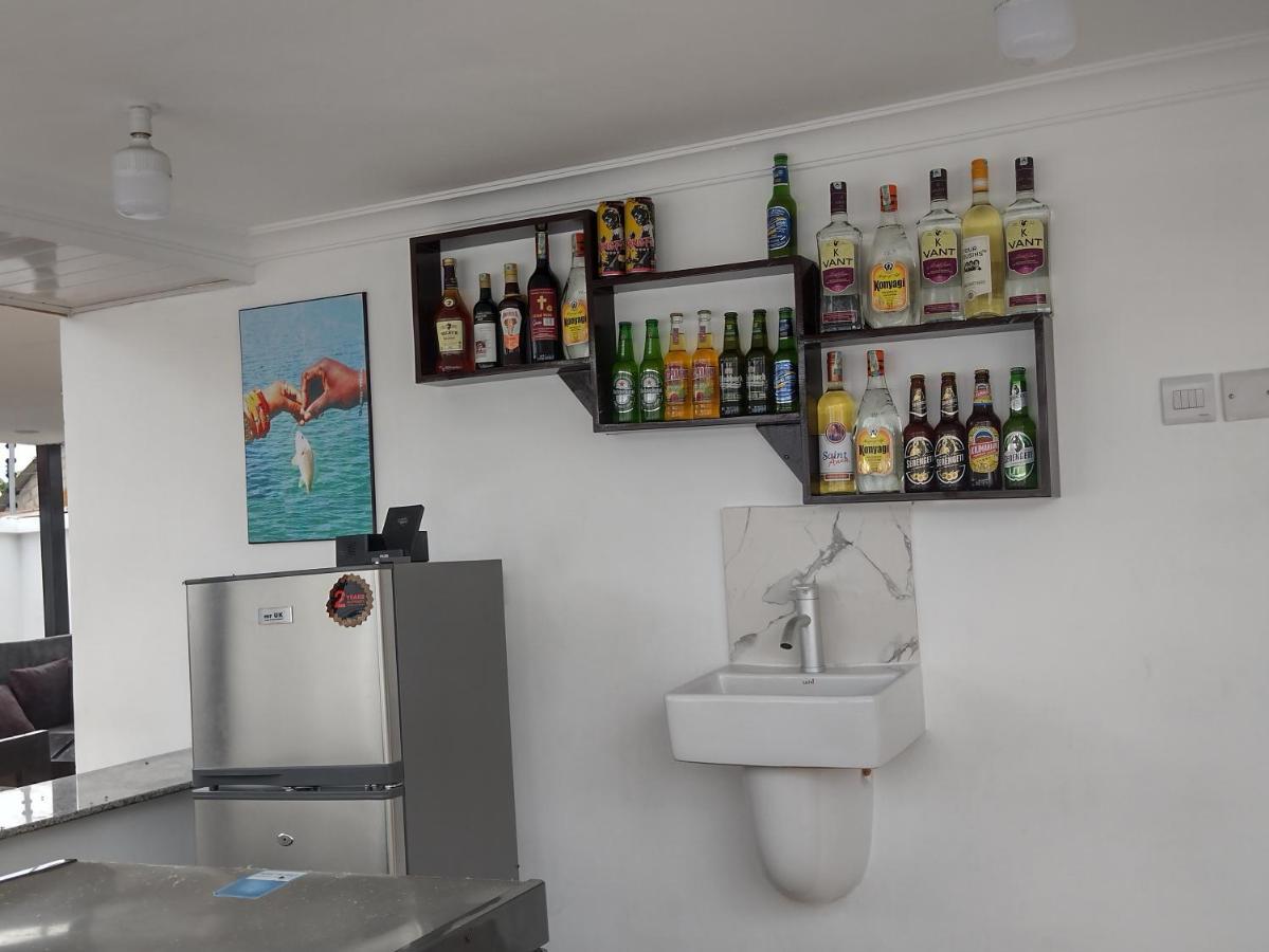 Mkamiti Villa - Airport Hotel With Free Shuttle Dar es Salaam Extérieur photo